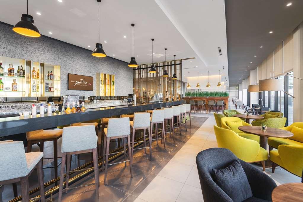 Hilton Garden Inn Windhoek Restaurant bilde