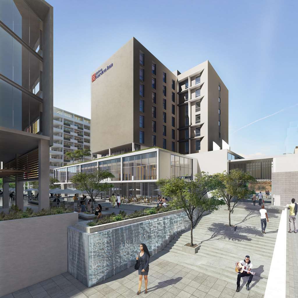 Hilton Garden Inn Windhoek Eksteriør bilde
